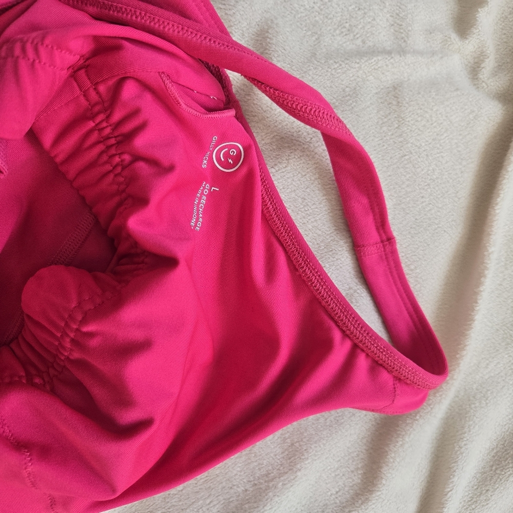 Women's Pink and Red Crop Tops Size Large Bundle - Picture 4 of 5